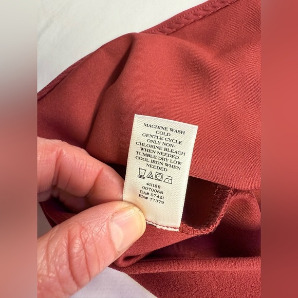 ANN TAYLOR Rust Red Sleeveless halter neck Tank Top size S - Picture 12 of 12